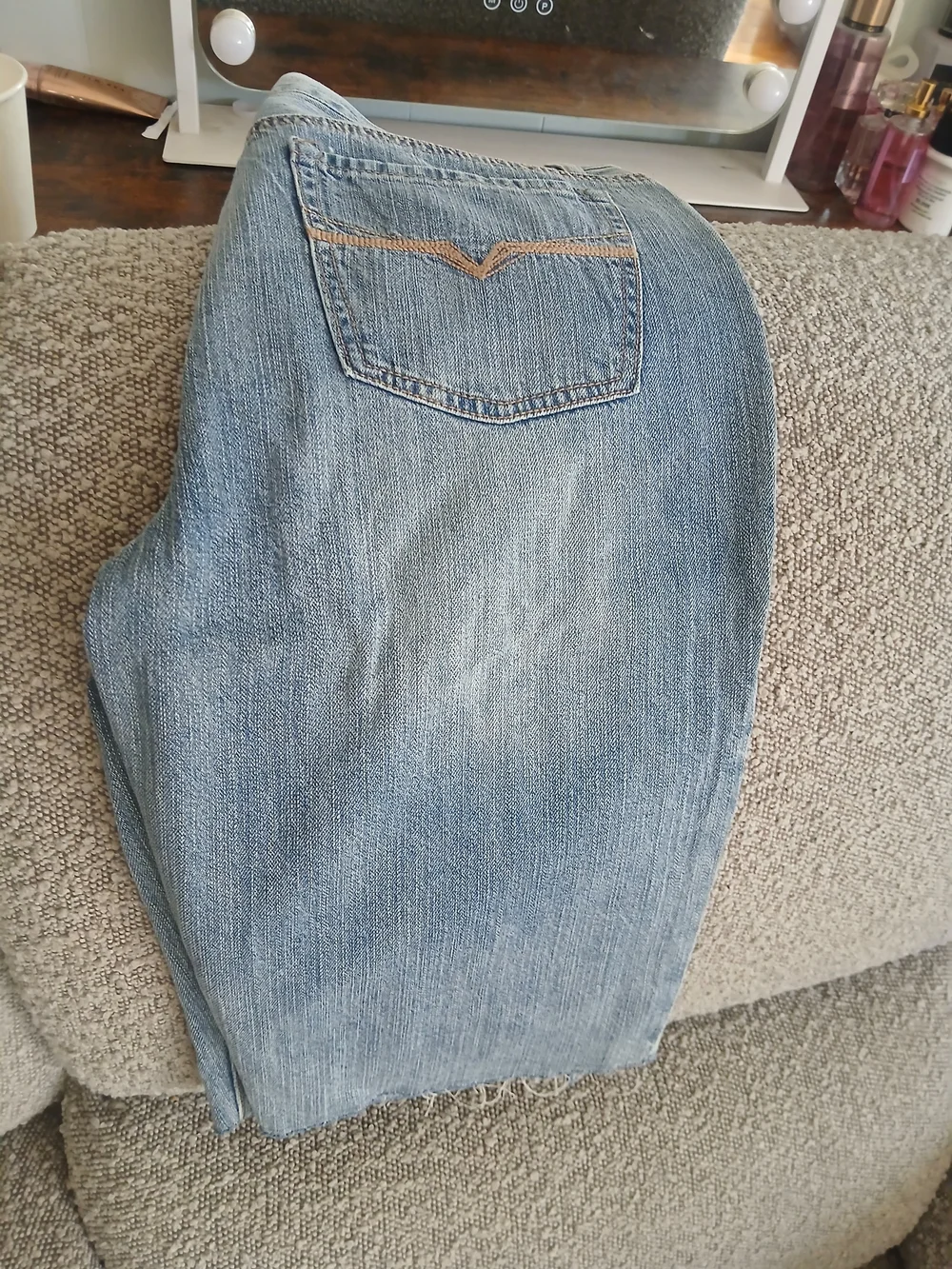 GUESS Men’s Distressed Light Blue Slim Straight Jeans - Picture 4 of 9